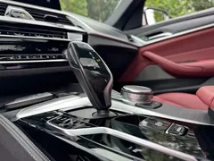 2023 BMW 5 Series 5 530Li M, белый — фото 9