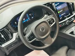 2023 Volvo S60 B4 Luxury, белый — фото 13
