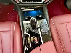 2022 BMW 5 Series 525Li M Sport Package, белый — фото 10
