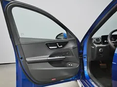 2023 Mercedes-Benz C-Class C 350 eL PHEV, синий — фото 18