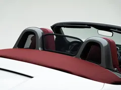 2022 Porsche 718 Boxster T 2.0T, белый — фото 7