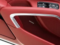 2022 Porsche 718 Boxster T 2.0T, белый — фото 18