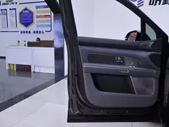 2026 Nio ES8 6-seat Executive Signature — фото 18