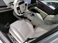 2025 Li Auto i6 4WD Standard — фото 15