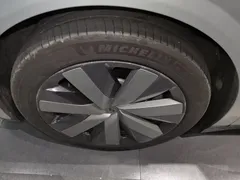 2025 Li Auto i6 4WD Standard — фото 23