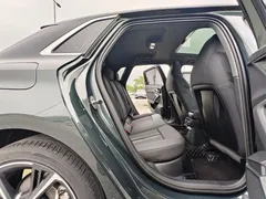 2023 Audi A3 Sportback 35 TFSI Sport, зелёный — фото 10