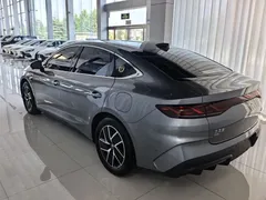2025 BYD Qin L DM-i 120KM — фото 17