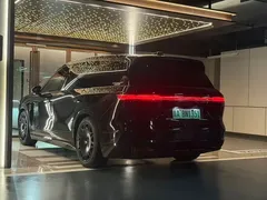 2026 Nio ES8 6-seat Executive Luxury, чёрный — фото 23