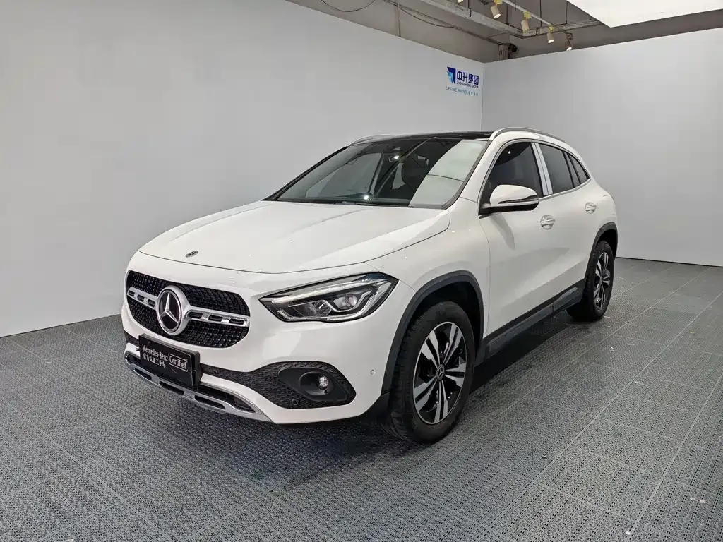 2022 Mercedes-Benz GLA 200