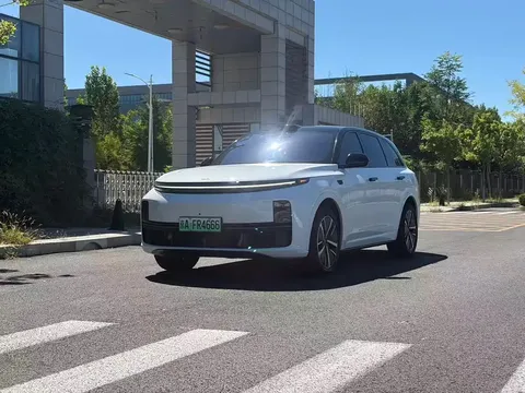 2024 Li Auto L7 MAX