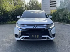 2021 Mitsubishi Outlander 2.0L 2WD 5, белый — фото 3