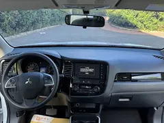2021 Mitsubishi Outlander 2.0L 2WD 5, белый — фото 14
