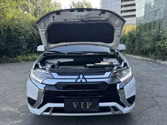 2021 Mitsubishi Outlander 2.0L 2WD 5, белый — фото 15