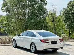 2022 Honda Accord 260TURBO Luxury, белый — фото 7