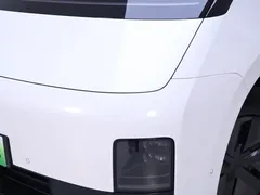 2025 Li Auto MEGA Home, белый — фото 4