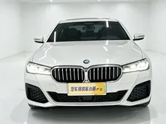 2022 BMW 5 Series 5 535Le Pioneer M, белый — фото 2