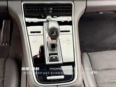 2021 Porsche Panamera GTS 4.0T — фото 16