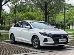 2022 Changan Eado PLUS 1.6L GDI MT, белый — фото 3