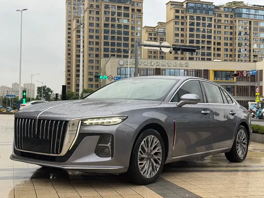 2023 Hongqi H5 2.0T AT