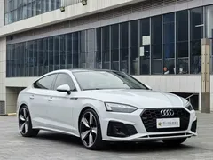 2022 Audi A5 Sportback 40 TFSI, белый — фото 4