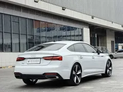 2022 Audi A5 Sportback 40 TFSI, белый — фото 7