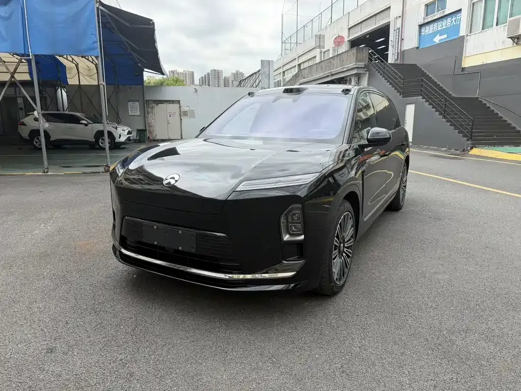 2026 Nio ES8 6-seat Executive Luxury