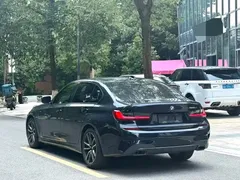 2022 BMW 3 Series 325Li M Sport Dark Package, чёрный — фото 9