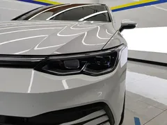 2021 Volkswagen Golf 280TSI DSG Pro, белый — фото 5