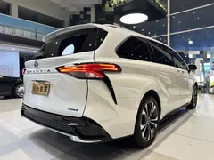 2022 Toyota Granvia 2.5L Hybrid Flagship, белый — фото 7