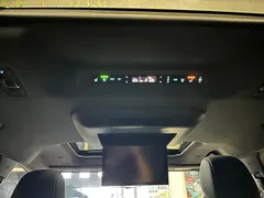 2022 Toyota Granvia 2.5L Hybrid Flagship, белый — фото 13