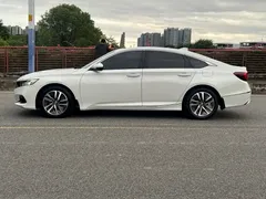 2022 Honda Accord Hybrid 2.0L, белый — фото 4