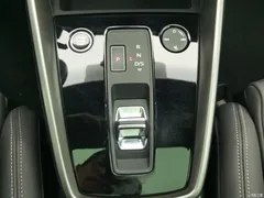 2023 Audi A3 Sportback 35 TFSI, белый — фото 11