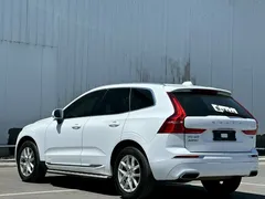 2021 Volvo XC60 T5 4WD Luxury, белый — фото 9