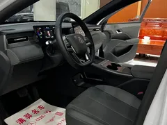 2026 BYD Seal 05 128KM, белый — фото 10