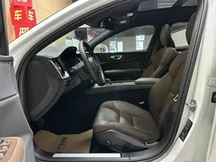 2022 Volvo S60 B4 Luxury, белый — фото 9