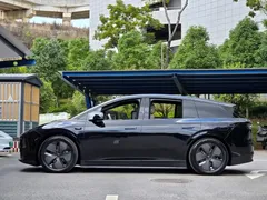 2025 Li Auto i6 2WD, чёрный — фото 2