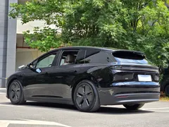 2025 Li Auto i6 2WD, чёрный — фото 9