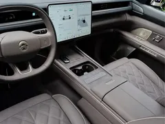 2026 Nio ES8 Luxury, чёрный — фото 17