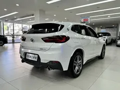 2022 BMW X2 M, белый — фото 4