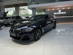 2022 BMW 5 Series 5 525Li M, чёрный — фото 1