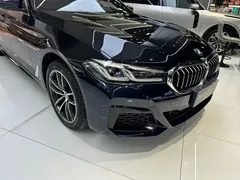 2022 BMW 5 Series 5 525Li M, чёрный — фото 4