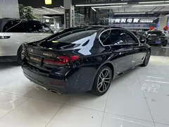 2022 BMW 5 Series 5 525Li M, чёрный — фото 23