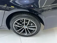 2022 BMW 5 Series 5 525Li M, чёрный — фото 26