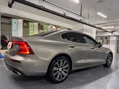 2022 Volvo S60 B4 Luxury — фото 4