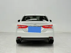 2023 Toyota Camry 2.0G Luxury, белый — фото 3