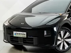 2025 Li Auto i6 2WD Standard, чёрный — фото 2