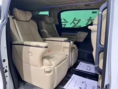 2023 Toyota Alphard Hybrid 2.5L, белый — фото 10
