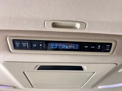 2023 Toyota Alphard Hybrid 2.5L, белый — фото 33