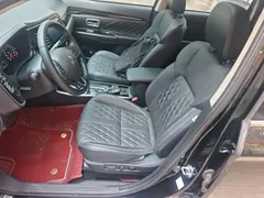 2021 Mitsubishi Outlander 2.0L 2WD 5, чёрный — фото 15