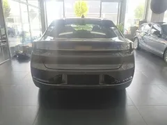 2022 Zeekr 001 Long Range Single Motor WE — фото 6